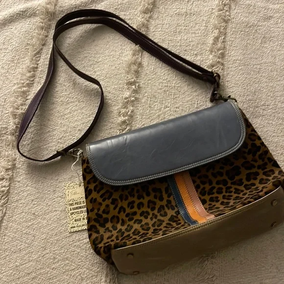 Folklore Couture Crossbody bag- Genuine Leather-Leopard- Clutch - Picture 5 of 11